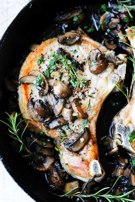 Garlic butter pork chops with mushrooms gravy is a keto, whole30 recipe, perfect for busy weeknights dinners. Mushroom Pork Chops Recipe with Garlic & Butter - Eating ...
