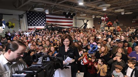 Sarah Palin Advances To General Election For Alaska House Seat