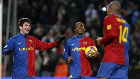 Etoo Messi Puyol And Drogba Lead Tribute To Retired Barcelona And