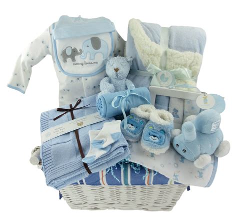 I wish we would have gotten this when our baby boy was born. Luxurious Baby Boy Gift Basket