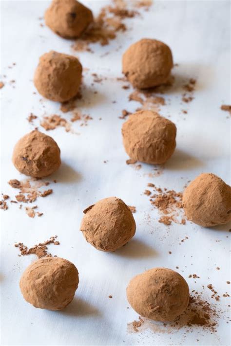 How To Make Simple Chocolate Truffles Receta Pasteleria Trucos De