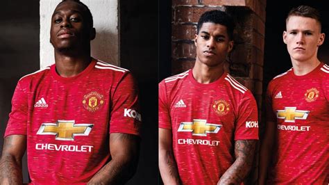 Manchester United Dévoile Son Nouveau Maillot Domicile 2020 2021