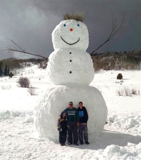 Giant Snowman Dazzles Logan Canyon Drivers Recreationists The Herald