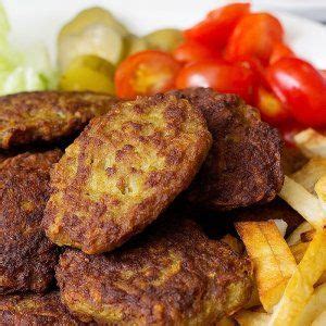 Kotlets are iranian patties made with potato, beef mince and breadcrumbs. Persian Meat Patties- Kotlet | Persian cuisine, Iranian ...