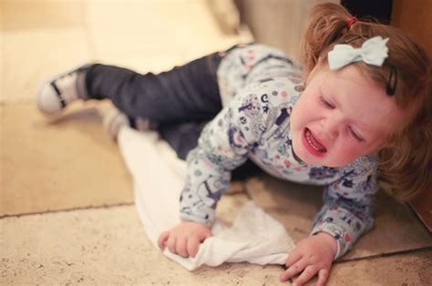 7 Thoughts Every Parent Has During A Toddler Tantrum Sheknows