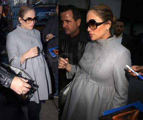 Pregnant Jennifer Lopez Shopping In Nyc Popsugar Celebrity