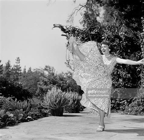 Actress Donna Reed Poses At Home In Los Angelesca News Photo Getty