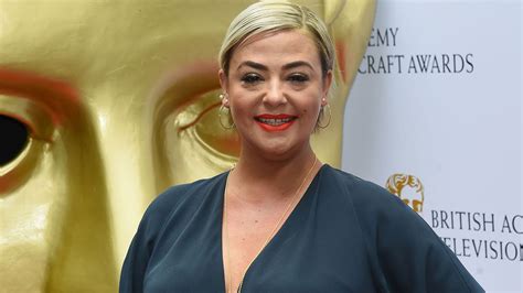 Strictlys Lisa Armstrong Shares Happy News Following Emotional Anniversary Of Dads Death Hello