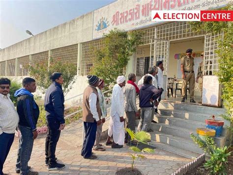 Gujarat Election 2022 Voting Continues On 89 Seats In First Phase Bjp Congress And Aap