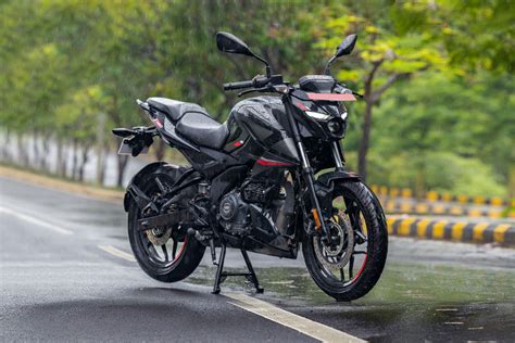 Bajaj Pulsar N160 Dual Channel Abs Price Images Mileage Specs And Features