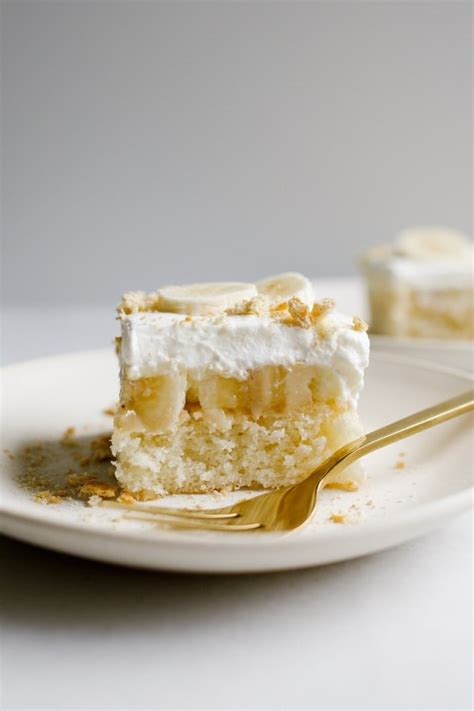 Banana Cream Pie Cake Wood And Spoon