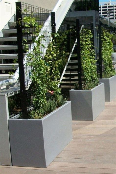 30 Pretty Privacy Fence Planter Boxes Ideas To Try Planter Box With
