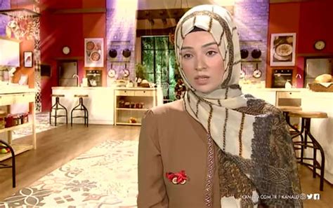 Bölümde ezgi, nurten hanım ve çiğdem hanımı özüm ile çekiştirmesi olay oldu. Gelinim Mutfakta Ezgi Yıldırım Instagram