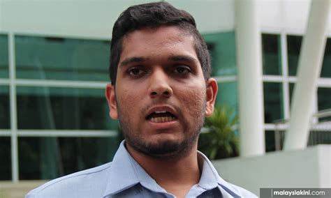 Zaregistrujte se na deezeru zdarma a poslechněte si ali sethi: Activist called up to Bukit Aman for allegedly insulting Agong