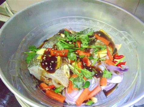 Maka orang indonesia malah tidak asing dengan hidangan lezat yang satu ini. Life is colorful: Ikan Siakap Kukus Halia yang harum dan ...