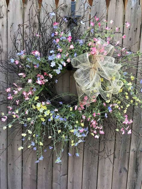 71 Fresh And Beautiful Spring Wreath Decor Ideas Diy Spring Wreath