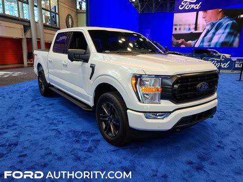 2022 Ford F 150 Xlt Sport In Oxford White Live Photo Gallery