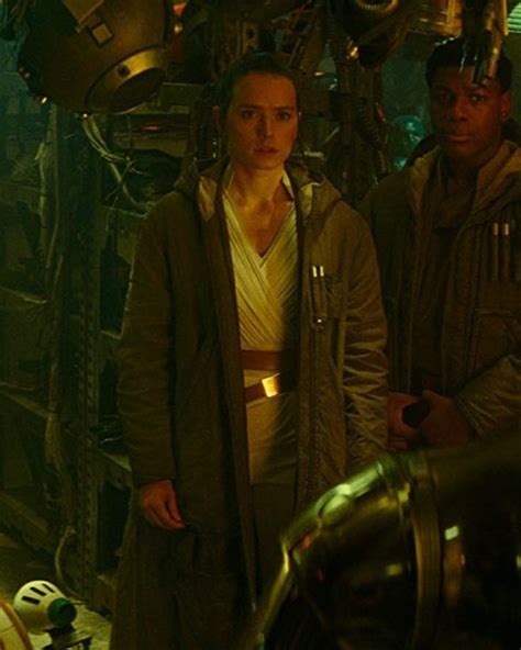 Star Wars The Rise Of Skywalker Rey Trench Coat With Hood
