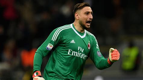 In terms of technical skills, pickford is undoubtedly the stronger player with the pickford is 27, donnarumma only 22, but in terms of coolness and serenity the younger. Gianluigi Donnarumma for Liverpool No.1 spot? - Sports ...