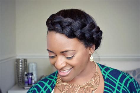 Check out 35 styles now! Quick & Easy Crown Braid Tutorial for Natural Hair | Curly ...