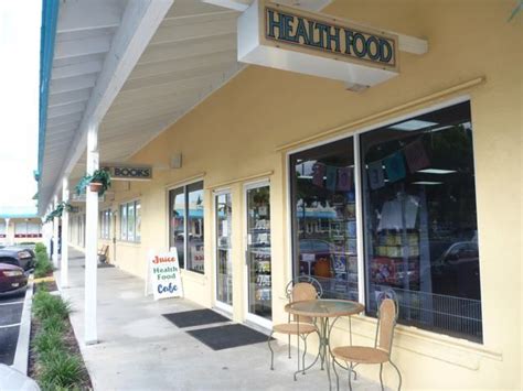 You already know how important it is to make healthy food choices. Our store front! | Natural food, Health food, Food store