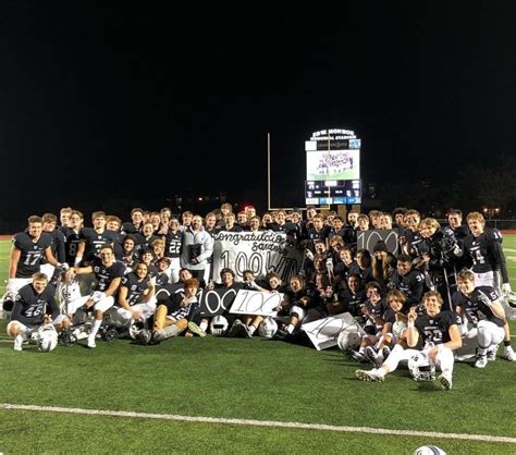 Sanders Marks 100th Win As Undefeated Viper Football Starts Playoffs