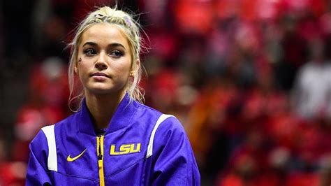 Lsu S Olivia Dunne Reveals She Doesn T Attend Class In Person Over