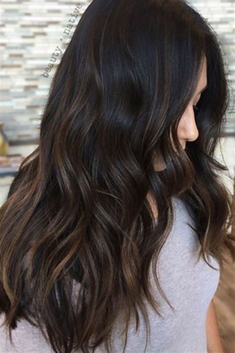 Anyone with a beautiful natural base color (except very dark hair) is a good candidate for lowlights. 25 Gorgeous Hair Colors That Are Huge This Year | Hair ...