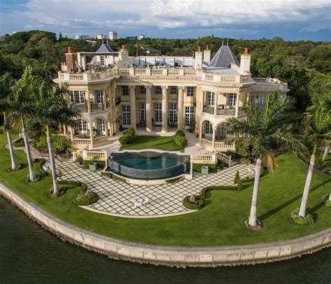 Waterfront Mansion In Sarasota Florida Mansions Mansions Luxury Dream House Exterior