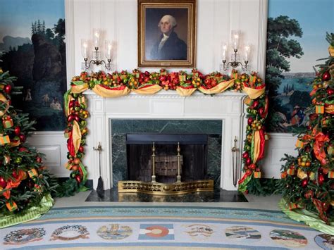 Get holiday decorating tips from former White House chief floral