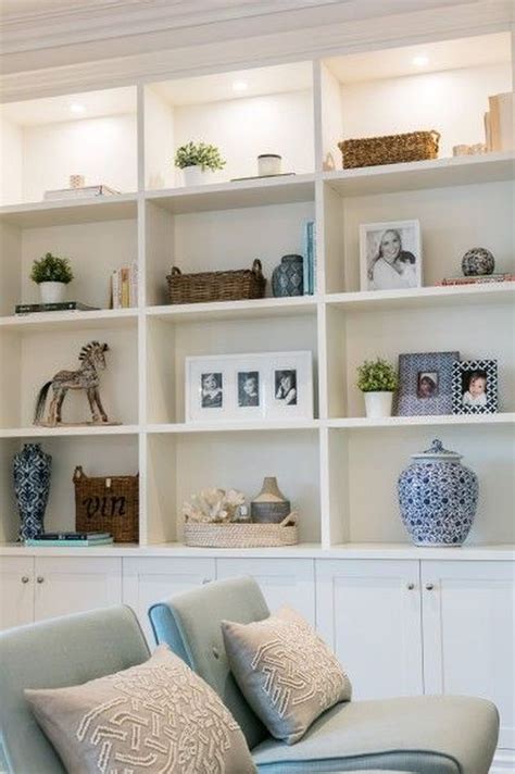 10 Decorating Bookshelves In Living Room