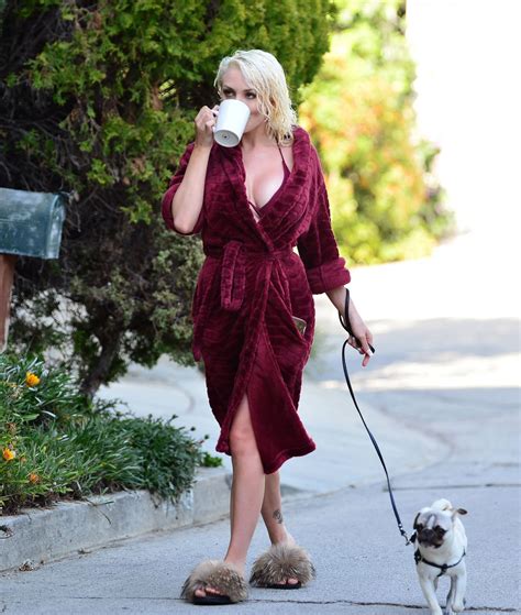Courtney Stodden Out With Her Dog In Los Angeles 04042020 Hawtcelebs
