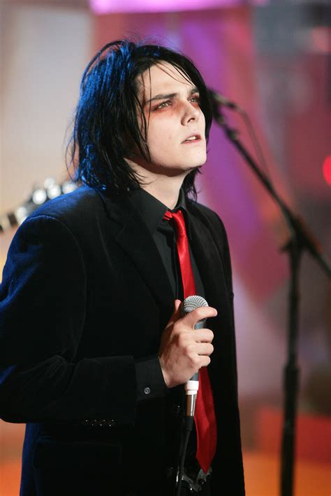 17 Emo Rockstars From The 00s That Have Glowed The Fuck Up