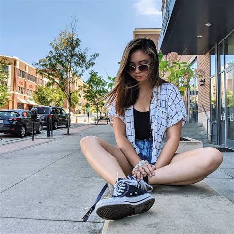 Converse Chuck Taylor All Star Hi Sneaker Black 1000 In 2020 High Top Converse Outfits