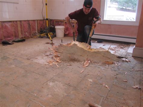 Removing Tile From A Plywood Subfloor