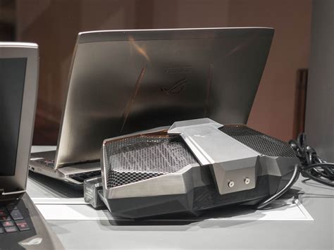 Asus Previews The Rog Gx700 Series Behemoth Gaming Laptop