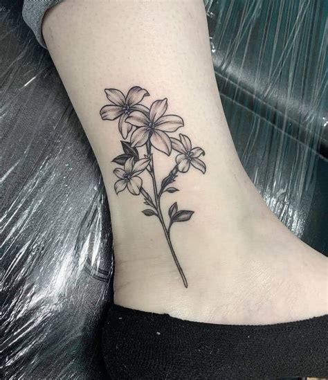 Top 41 Best Simple Flower Tattoo Ideas 2020 Inspiration Guide