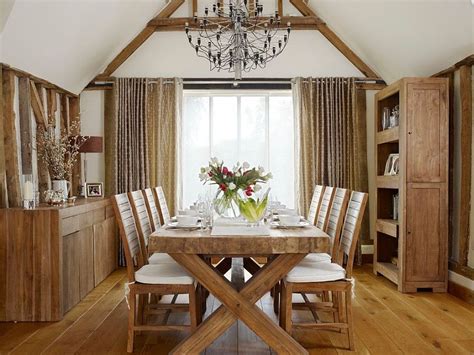 See how we use two in our dining room for storage and gorgeous style! 30 Unassumingly Chic Farmhouse Style Dining Room Ideas