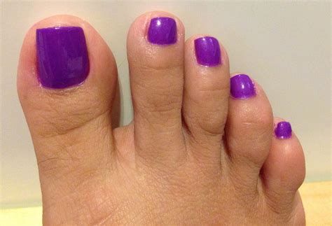 Pin By Hayley Stewart On Cute Nails Purple Toe Nails Purple Toes
