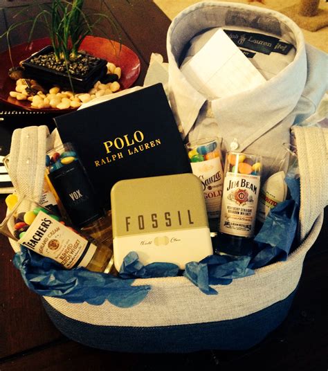 Browse through these gift ideas, ranging in price, personalization level and sentiment, to find a gift idea for every kind of man best of all: A birthday basket I made for my boyfriend's 21st birthday ...