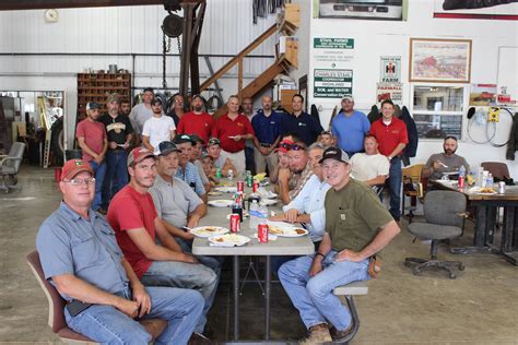 feeding farmers stahl farms ohio ag net ohio s country journal
