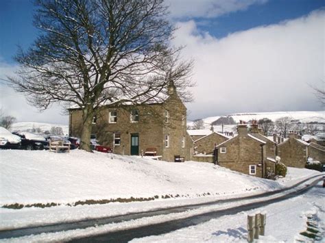 Bainbridge In Winter Cherry Bank The Yorkshire Dales