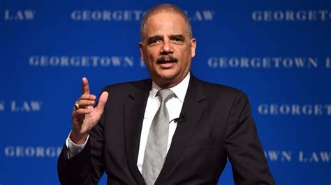 Former Attorney General Eric Holder To 2022 Graduates ‘be Warriors For