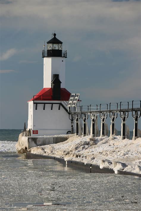 Michigan City Pier Lighthouse Michigan City Indiana F Flickr