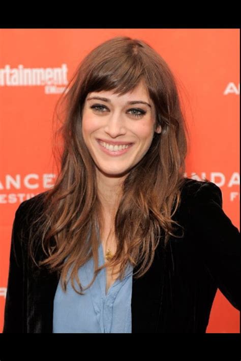 Lizzy Caplan Love The Wild Hair Side Fringe Hairstyles Hairstyles With Bangs Pretty