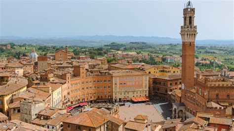 Best Reasons To Visit Siena Italy