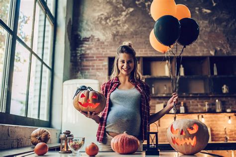 10 Reasons Why Being Pregnant At Halloween Is The Best