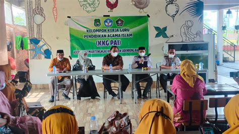 Kakan Kemenag Sidrap Sebut Guru Pai Punya Orang Tua