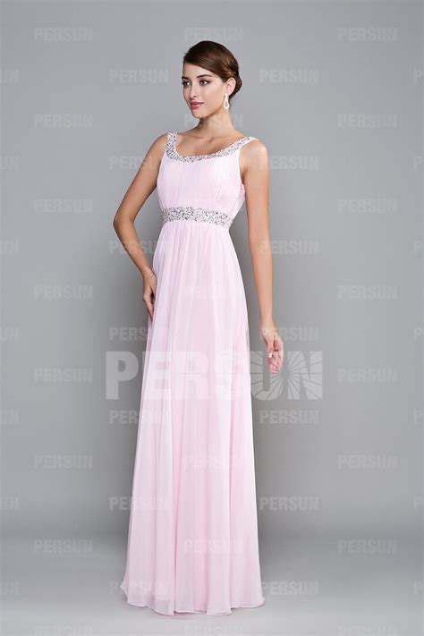 Robe longue bretelle, choix, code promo et livraison, la redoute simplifie votre achat sur internet. Robe de demoiselle d'honneur rose longue avec bretelle ...
