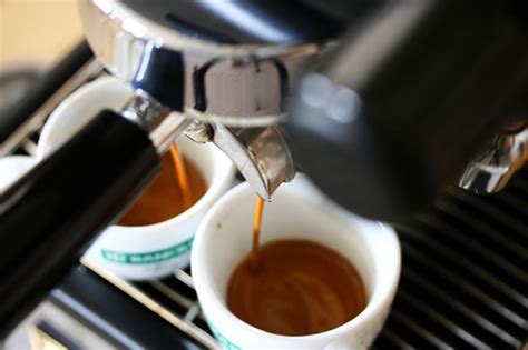 Scia unica ampliamento + altre domande per acquisire atti d'assenso indirizzo _____ pec / posta elettronica _____ segnalazione certificata di inizio attività per bar, ristoranti e altri esercizi di somministrazione di alimenti e bevande annessi a stabilimento balneare l.r. SOMMINISTRAZIONE ALIMENTI E BEVANDE PER ASD IN 398